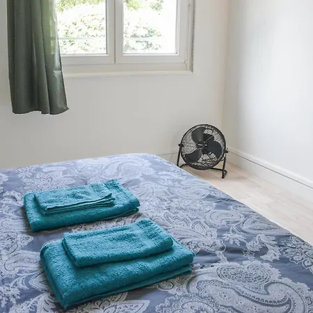 Le Dugois Centre-ville A 2 Pas De La Gare - T3 - 4 Couchages *
